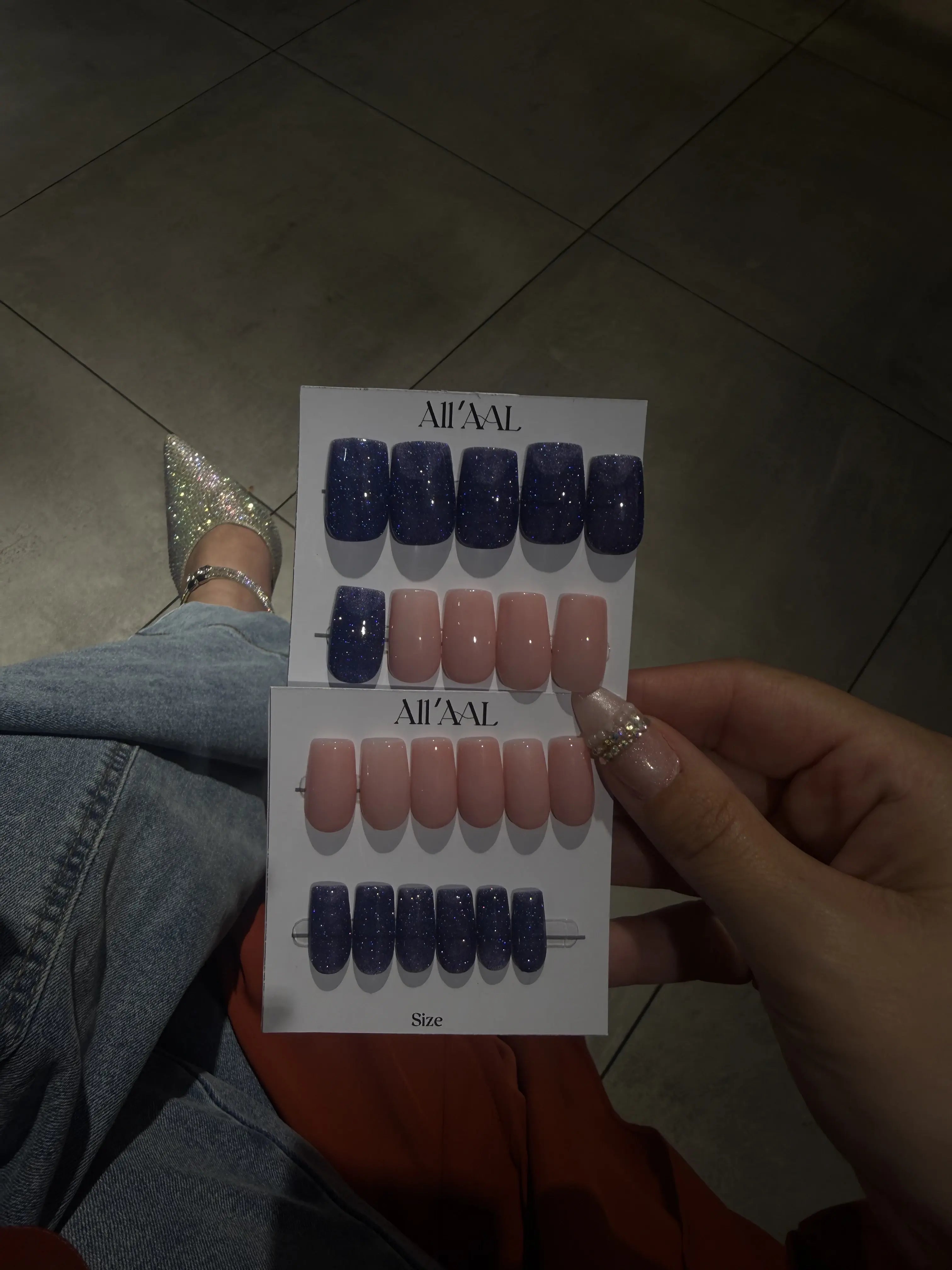 All'AAl Beauty – Luxury Handmade Soft Gel Press-On Nails | Shook Effect | Medium Almond