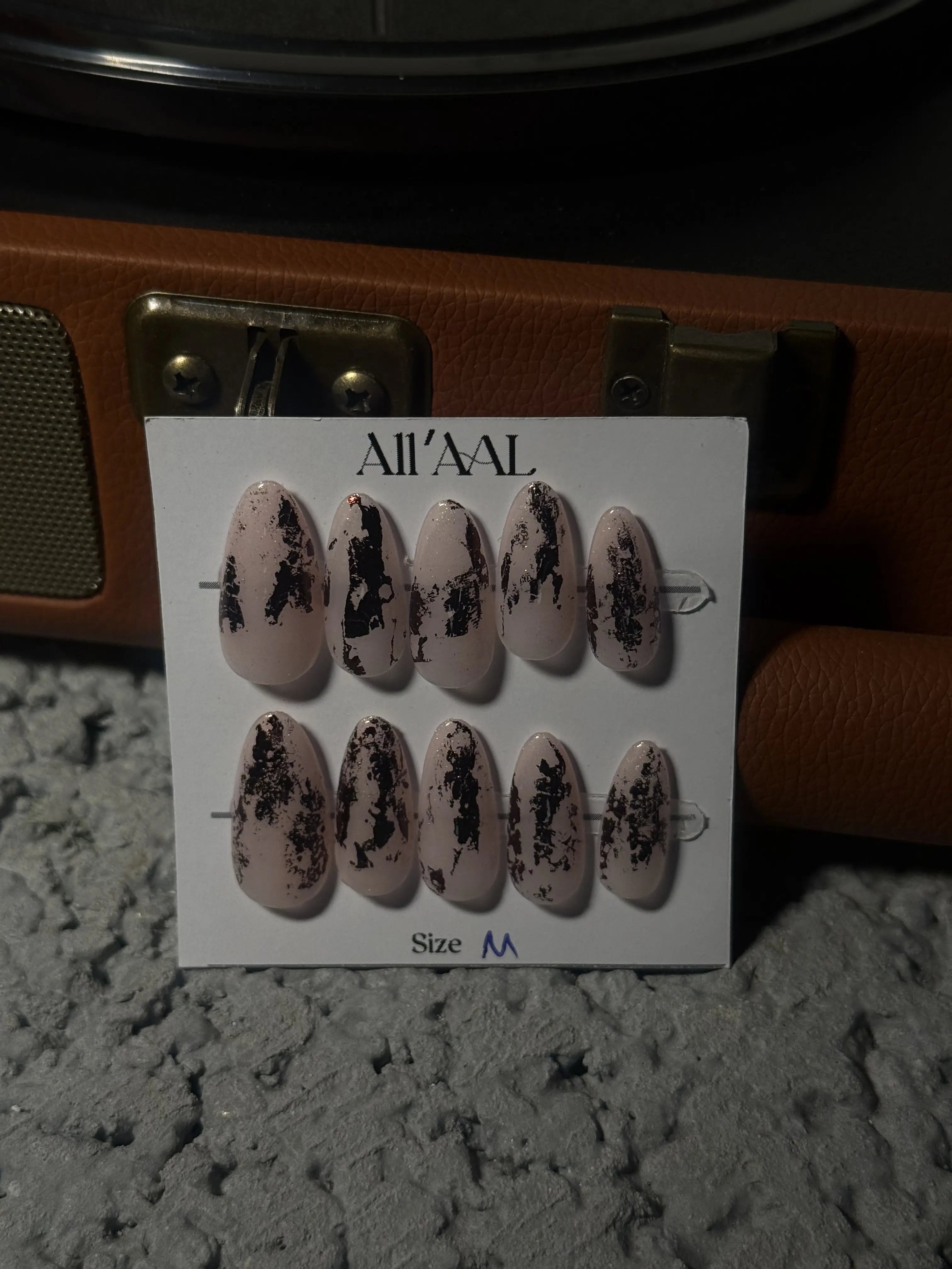 All'AAl Beauty – Luxury Handmade Soft Gel Press-On Nails | Rose Gold & Brown | Medium Almond