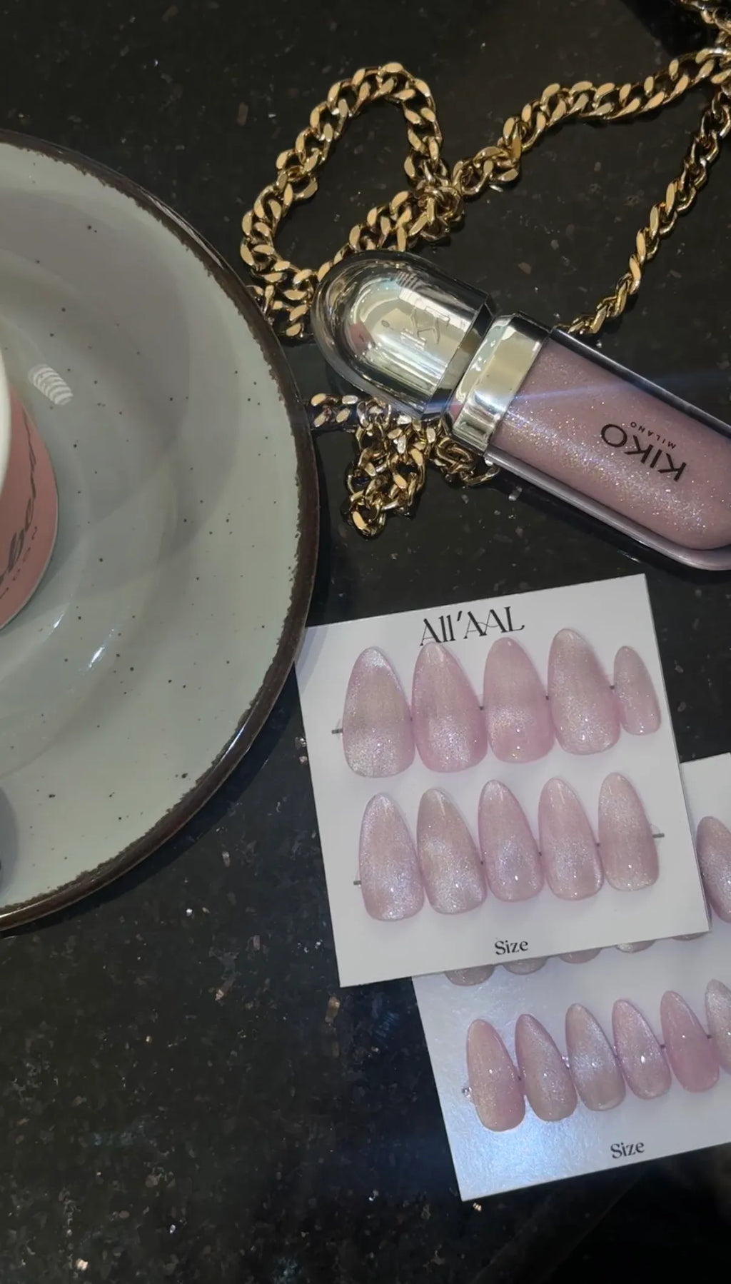 All'AAl Beauty – Luxury Handmade Soft Gel Press-On Nails | Cat Eye | Medium Almond